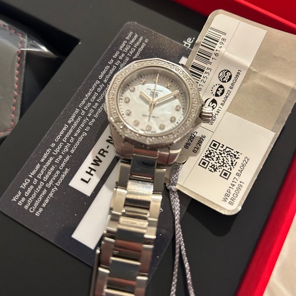 TAG HEUER AQUARACER PROFESSIONAL 200 VS diamond-set bezel and dial - Picture 5 of 8